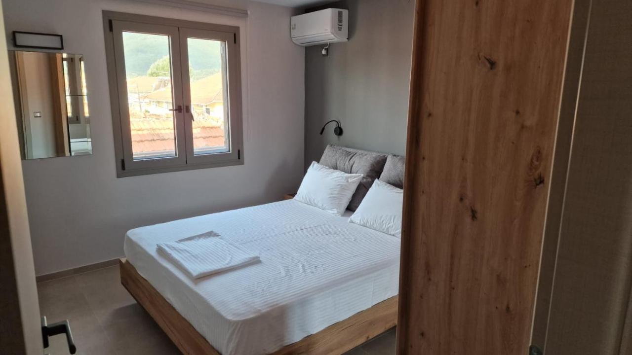 View On Scorpios - Ktena Accomodation Nydrí Eksteriør bilde